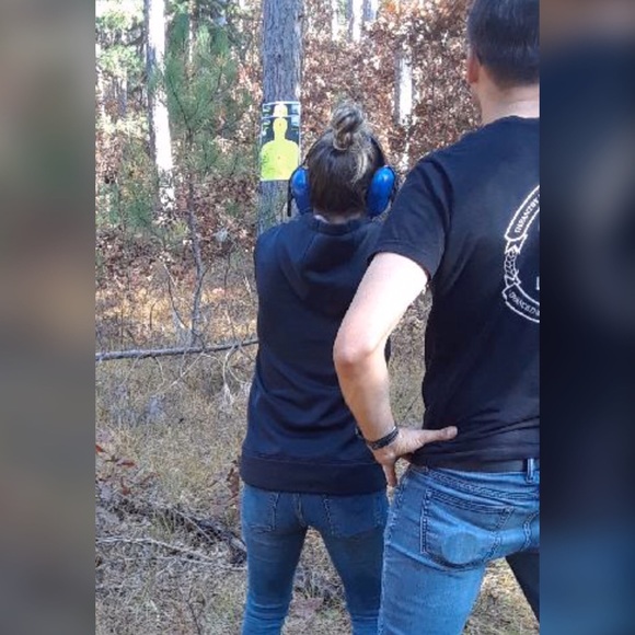 Meet your Posher, Jennifer - Picture 2 of 7